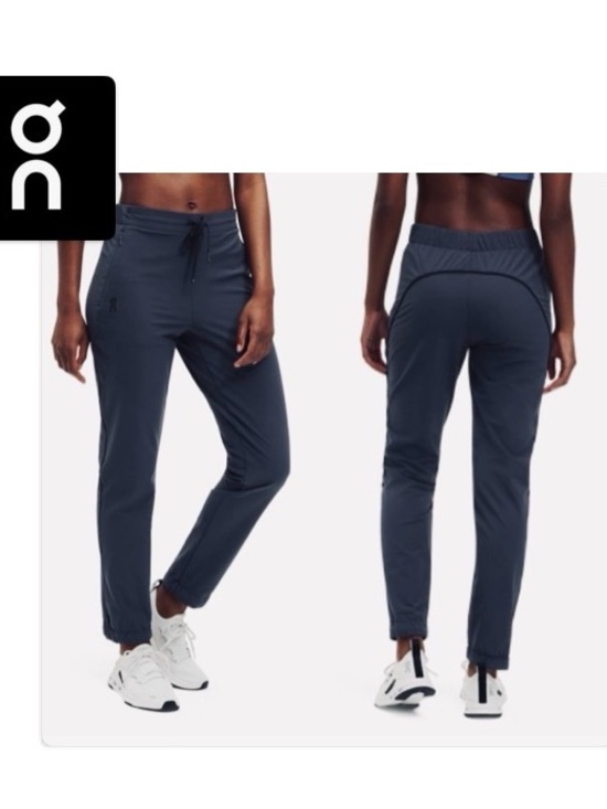 On Running Pants - NWT [On] Cloud Running Active Pants Performance Joggers Navy Blue Women’s L